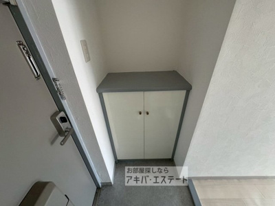 【玄関】 | アゴラビル
