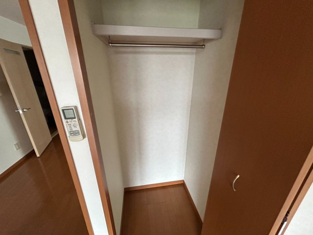 カトオテヨセビルの収納