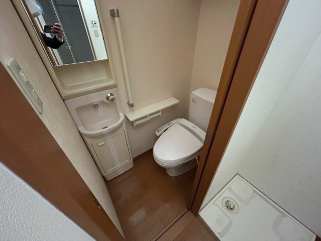 カトオテヨセビルのトイレ