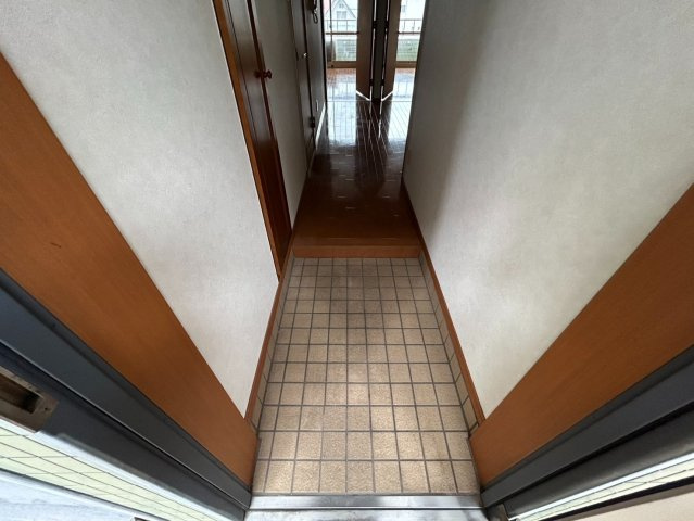 カトオテヨセビルの玄関