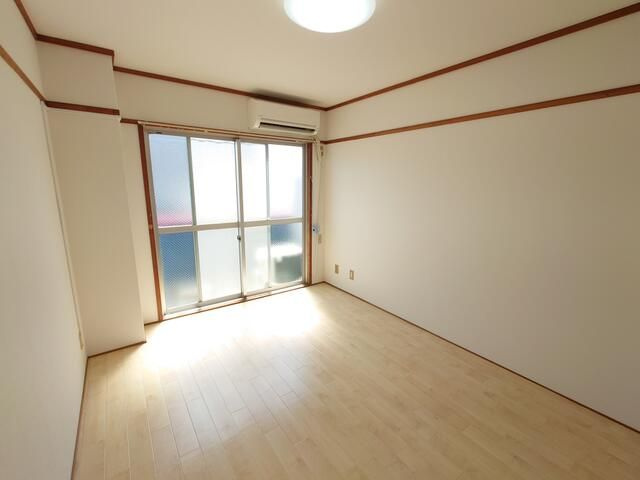 グランセオ黒田Ⅱの居間・リビング