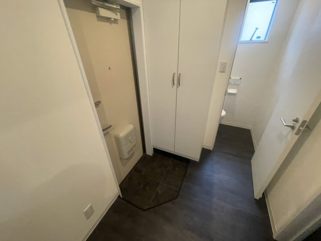 CoLaBo住吉駅前Southの玄関|落ち着いた玄関です