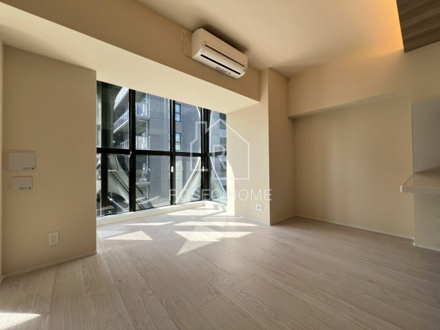 BRAVE常盤町の洋室