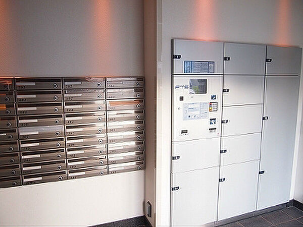 フェニックス池袋弐番館のロビー