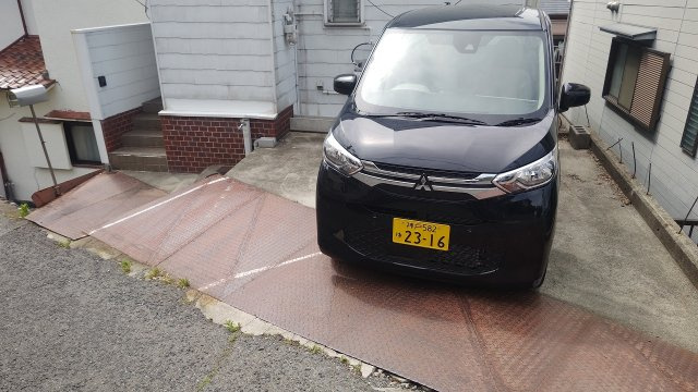 木下貸家の駐車場