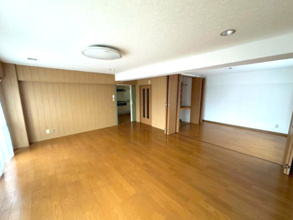 【居間・リビング】