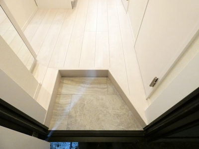 【玄関】 | MONTBLANC ’s Harmony | イメージ