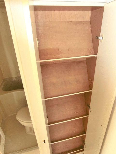 シャルマン本町の収納