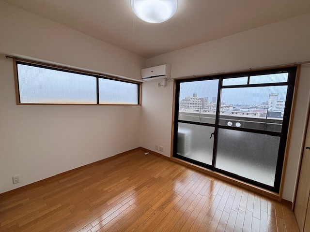 エスティライフ武庫之荘の居間・リビング