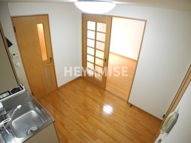 オーパスONEの居間・リビング|※同間取り別階のお部屋の写真です。