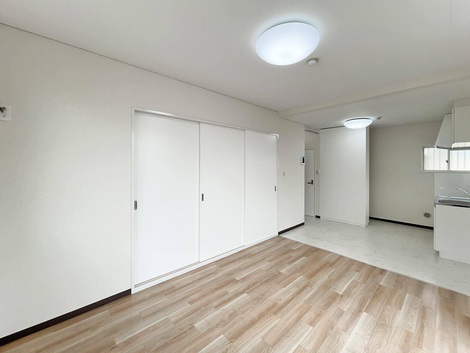 高稲荷ハイツの居間・リビング