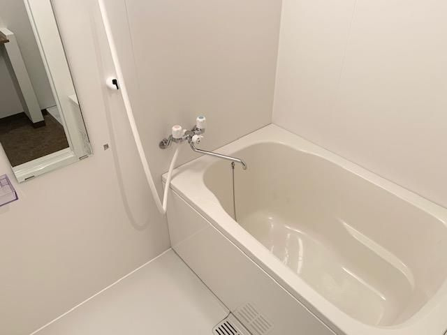 御影サンシャインの浴室|落ち着いた空間のお風呂です