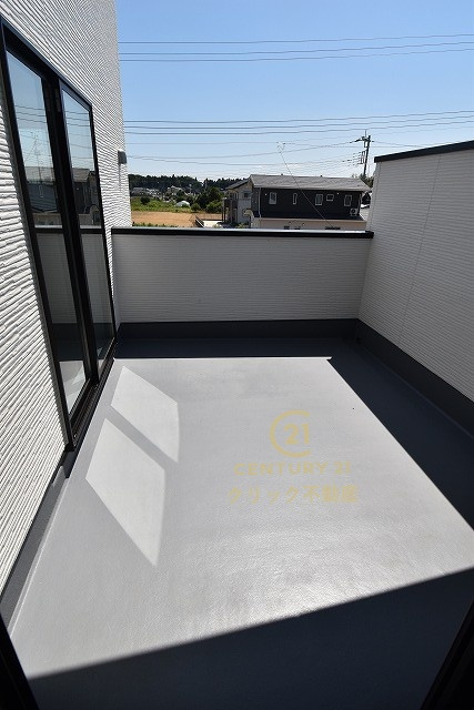 Terrace　水戸市河和田　1期 　2のバルコニー|日当たり良好なバルコニーです。気分転換に出るだけでも、晴れた日にお洗濯物やお布団を一気に干すのも気持ちがいい♪