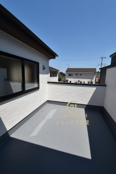 Terrace　水戸市河和田　1期 　4のバルコニー|日当たり良好なバルコニーです。気分転換に出るだけでも、晴れた日にお洗濯物やお布団を一気に干すのも気持ちがいい♪