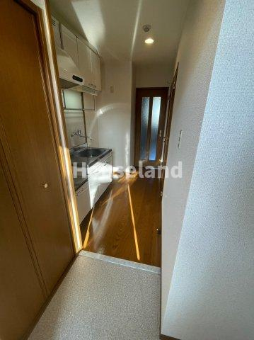 フジパレス水道路の玄関