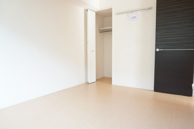 【洋室】 | リヴェール長戸 B棟