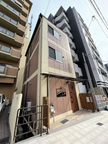 大阪市北区天神橋八丁目貸家の外観