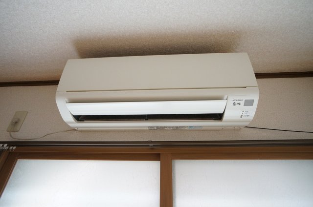 【設備】 | コーポサルビア | 空調設備