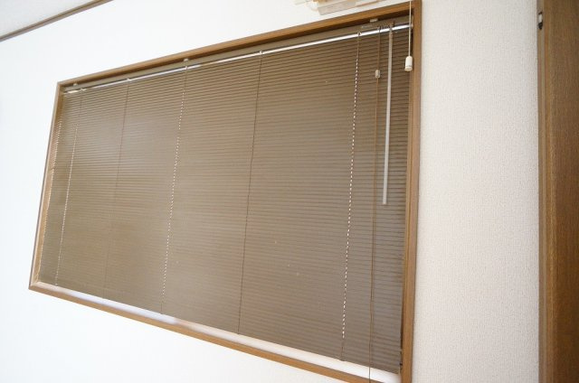 【設備】 | コーポサルビア | ブラインド付