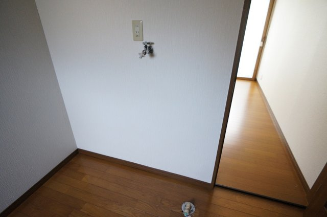 【設備】 | コーポサルビア | 室内洗濯機置場