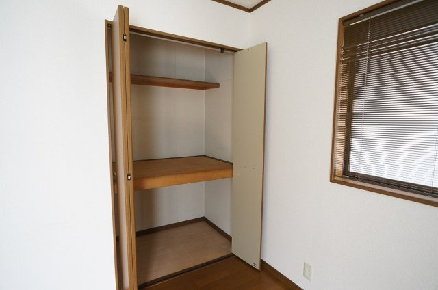 【収納】 | コーポサルビア | 押入