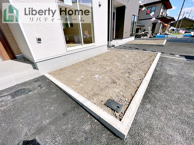 常総市新石下第8　新築戸建　1号棟の庭