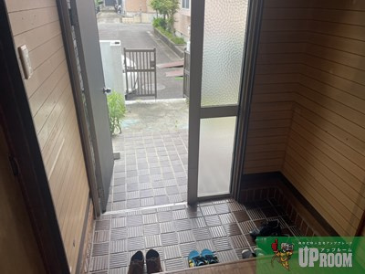 中新町借家の玄関