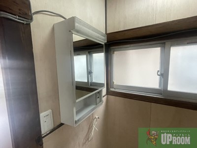 中新町借家の内装