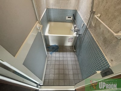 中新町借家の浴室