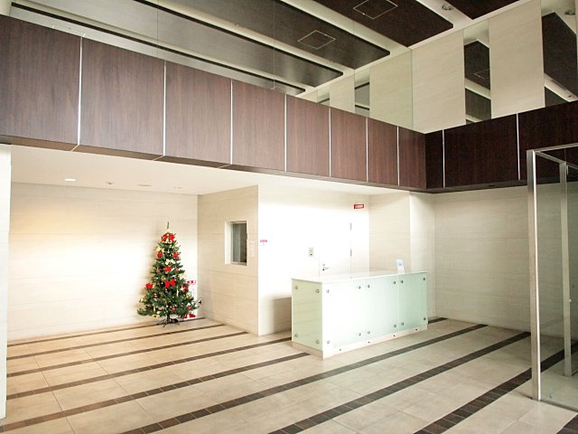 エステムプラザ難波EAST2ブレストのエントランス