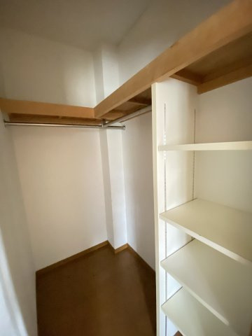 オーヴィジョン黄金ステーションサイドの収納