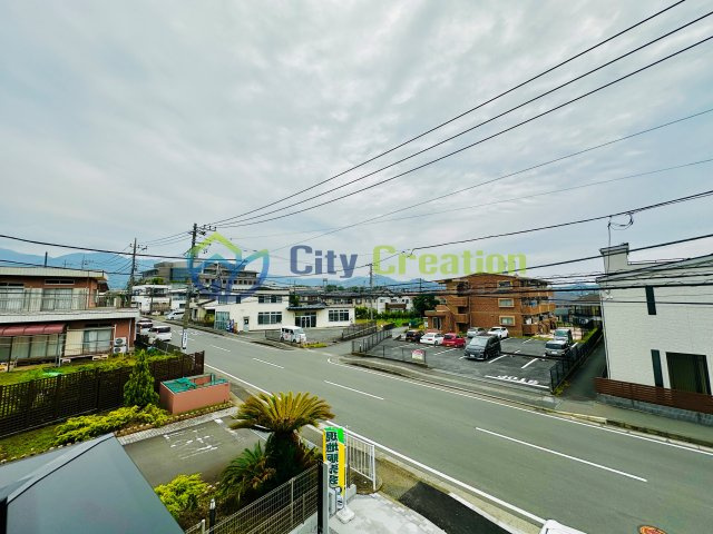 秦野市鈴張町　敷地広々新築戸建ての展望