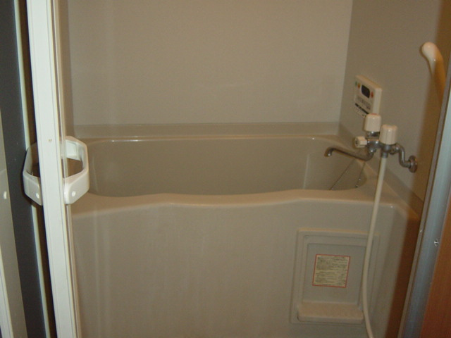 小野市黒川町のアパートの浴室|バス