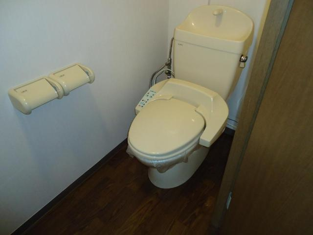 小野市黒川町のアパートのトイレ|シャワー付トイレ