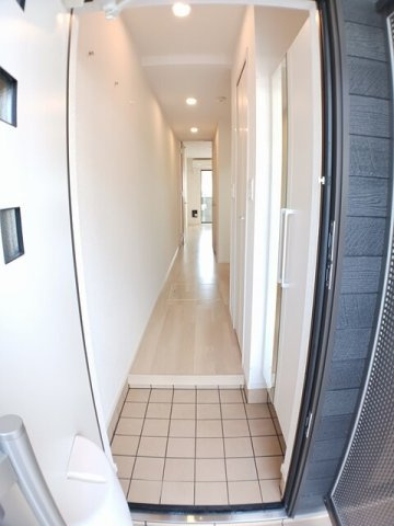 メゾン　グレーヌ王子町Ⅰの玄関