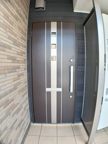 メゾン　グレーヌ王子町Ⅰのエントランス