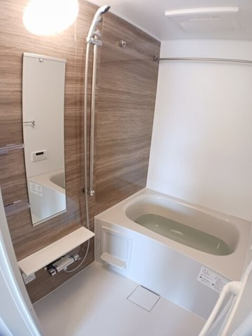 メゾン　グレーヌ王子町Ⅰの浴室