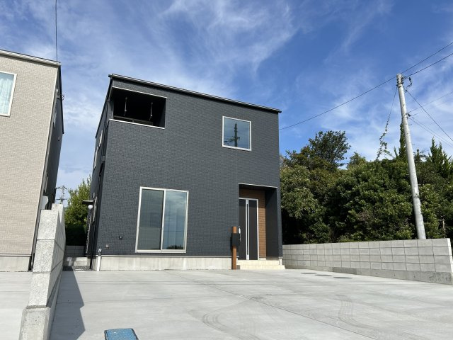 阿南市羽ノ浦町古庄二輛車