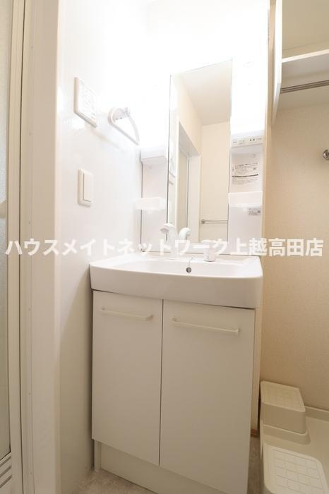 ラソの洗面所|洗髪洗面化粧台