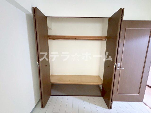 エスリード万博公園の収納|便利な収納スペースです