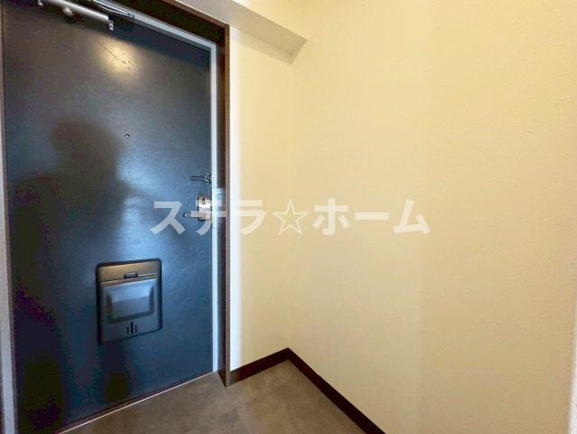 エスリード万博公園の玄関|ゆったりとした玄関です