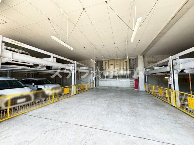 エスリード万博公園の駐車場|駐車場があります