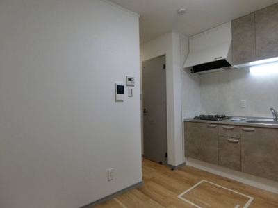 【洋室】 | Feliz高石千代田