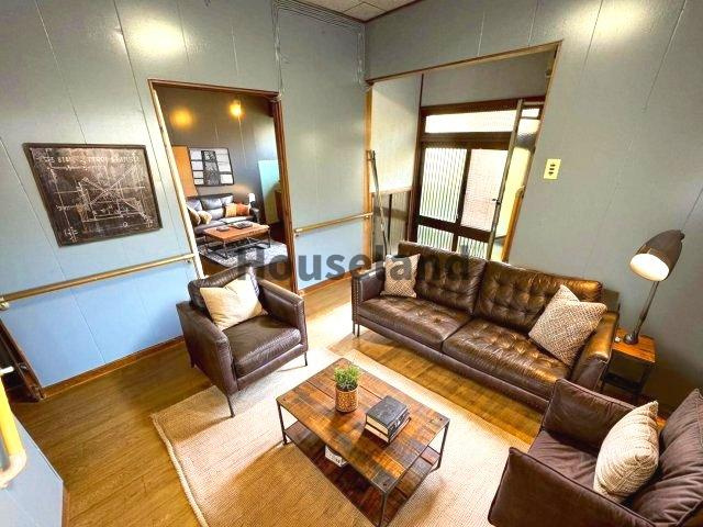 和歌浦東戸建の居間・リビング