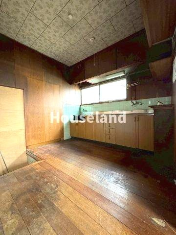 和歌浦東戸建のキッチン