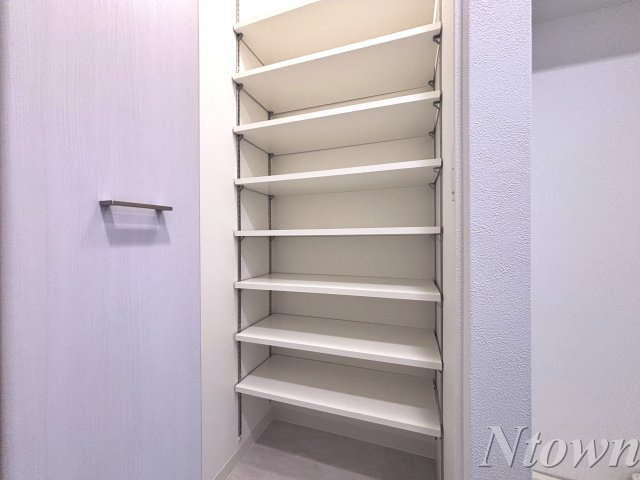 【収納】 | メイクス名駅南Ⅱ | ちょっとした収納スペースも充実しています