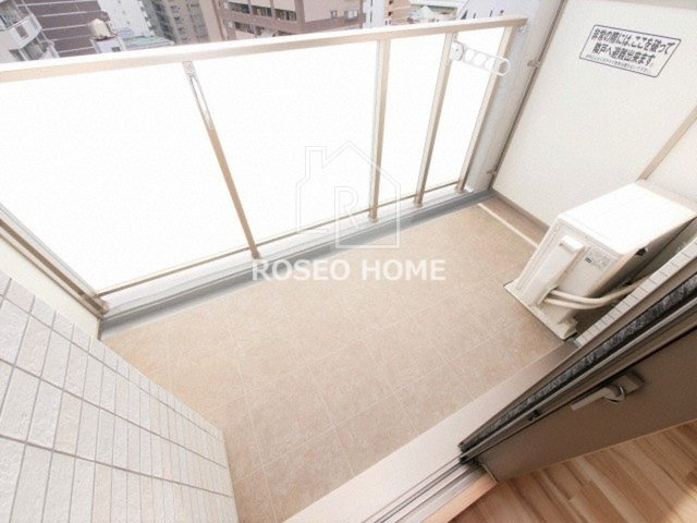 レオンコンフォート本町クレセントのバルコニー