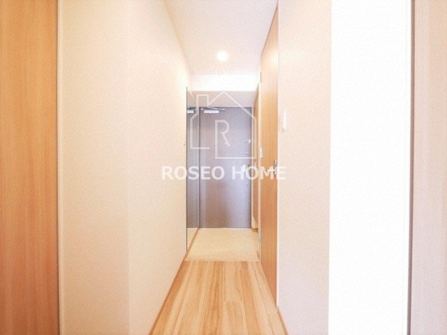 レオンコンフォート本町クレセントの玄関