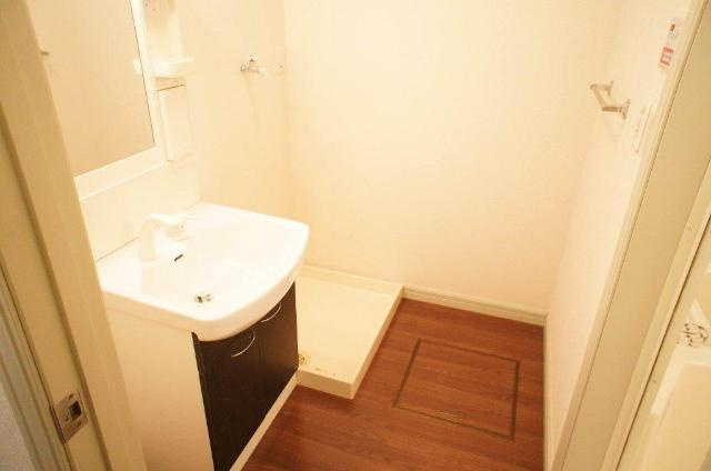 ブレス・コートの洗面所|洗髪洗面化粧台