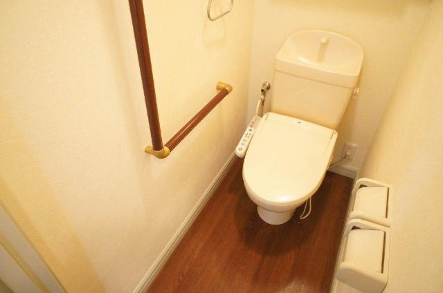 ブレス・コートのトイレ|シャワー付トイレ